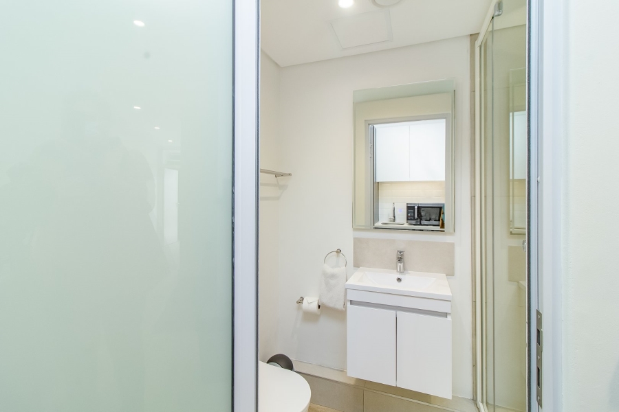 1 Bedroom Property for Sale in Woodstock Western Cape
